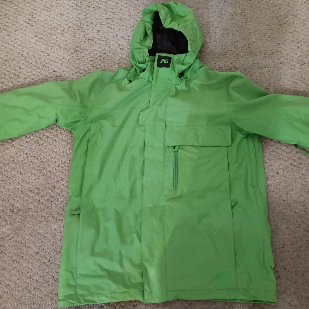 Mens Large Analog snowboard jacket in excellent used condition